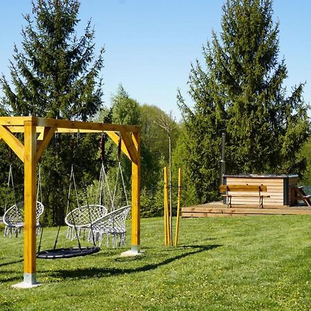 Domek Z Kominkiem Nad Jeziorem Z Jacuzzi Ogrodowym Sumowo  Exteriér fotografie