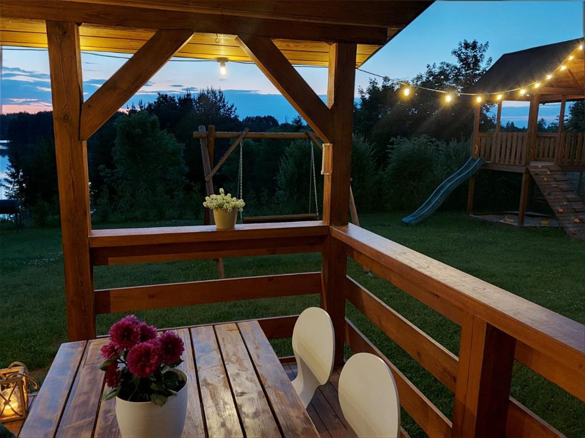 Domek Z Kominkiem Nad Jeziorem Z Jacuzzi Ogrodowym Sumowo  Exteriér fotografie
