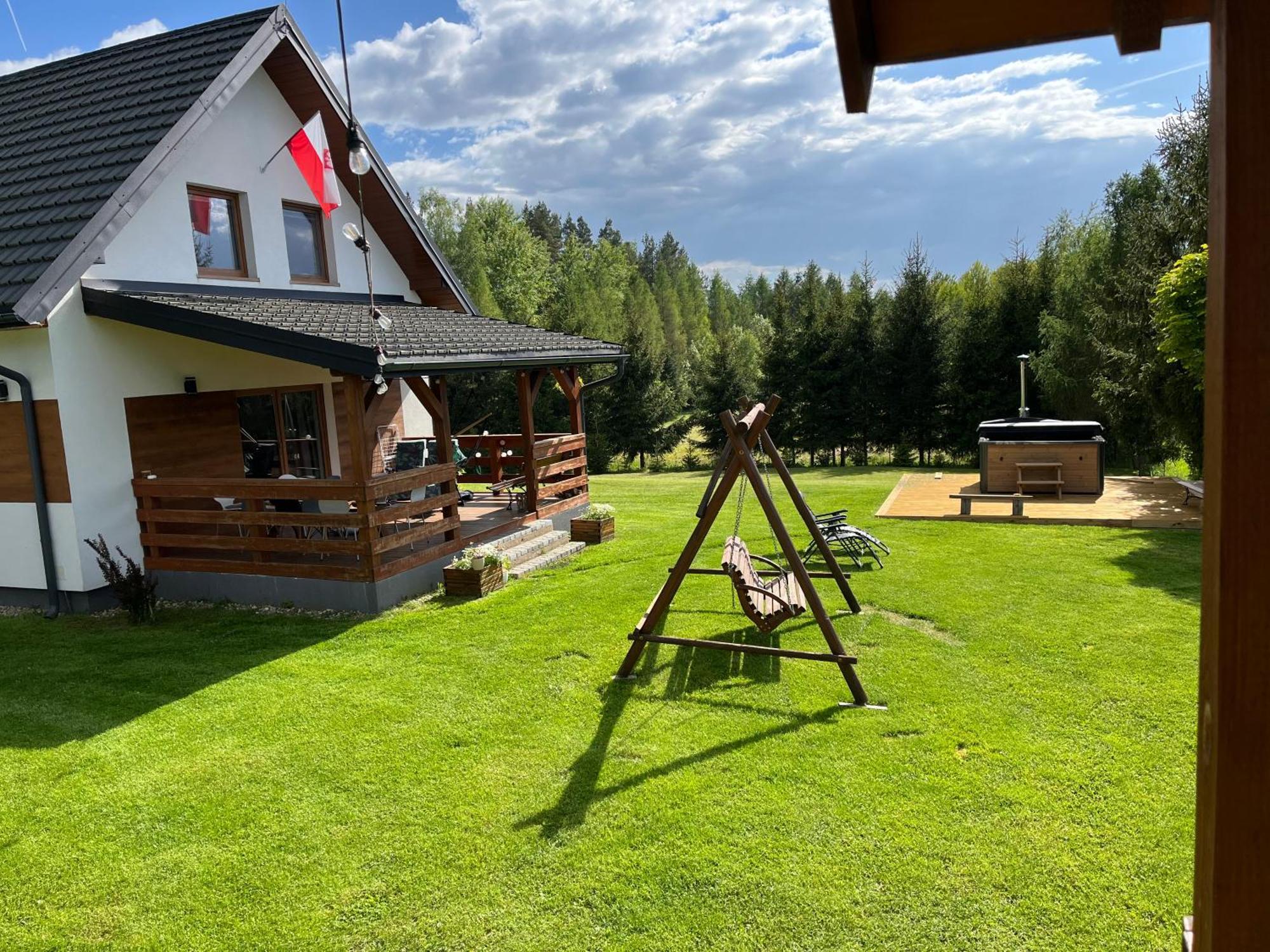 Domek Z Kominkiem Nad Jeziorem Z Jacuzzi Ogrodowym Sumowo  Exteriér fotografie